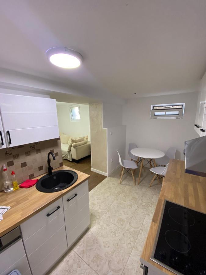 Baron Apartment Belgrado Exterior foto